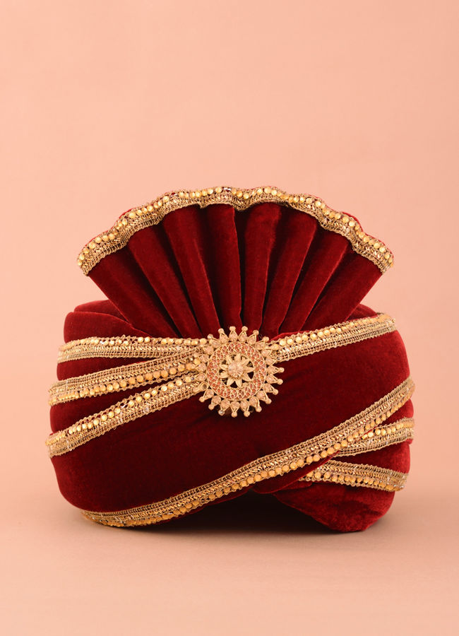 Turban hot sale brooch online